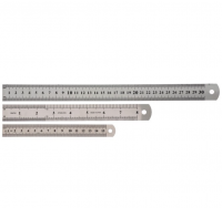 Линейка металлическая